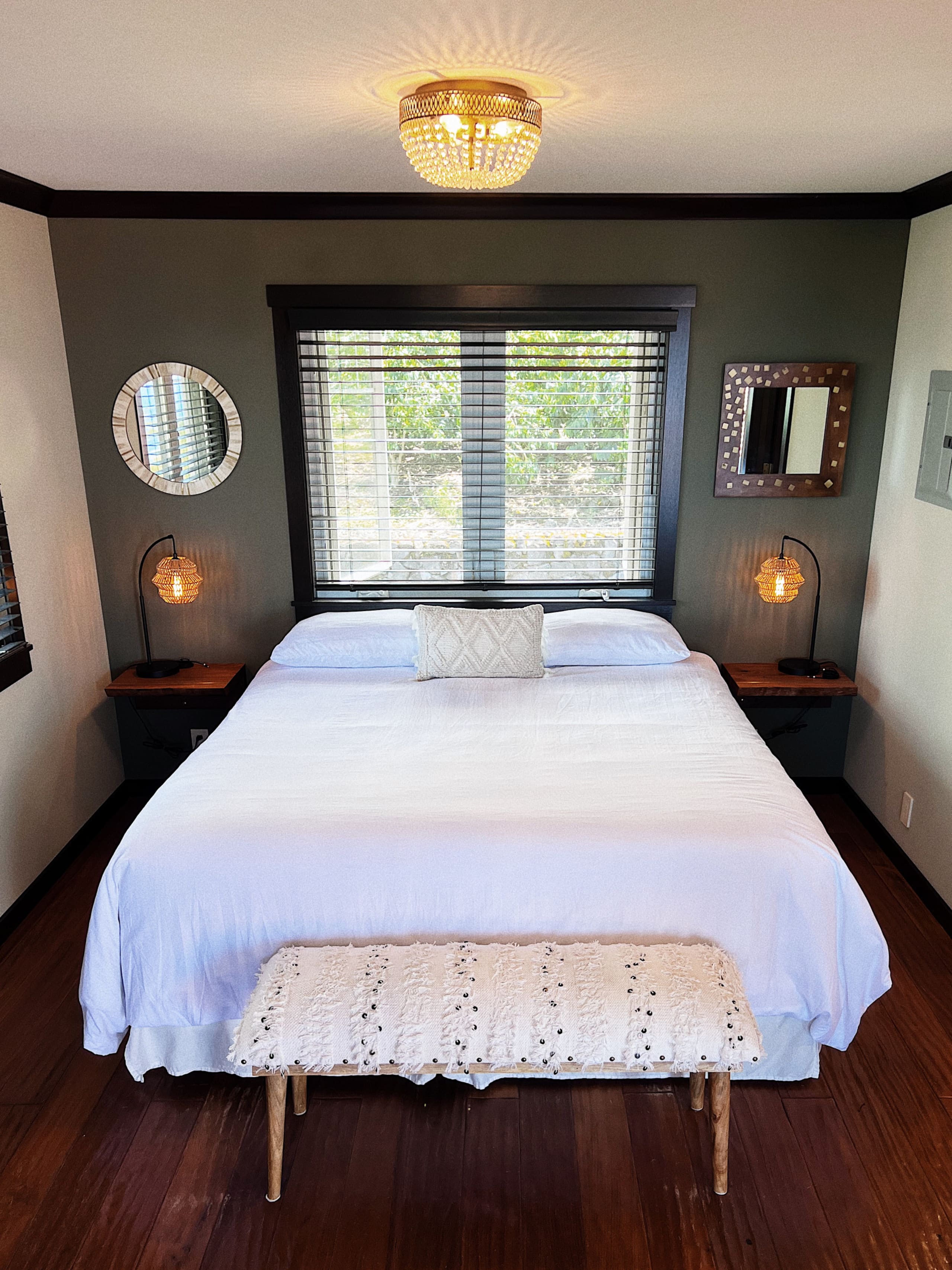 Anuhea House Hema - Beautiful custom-built studio - Image 2