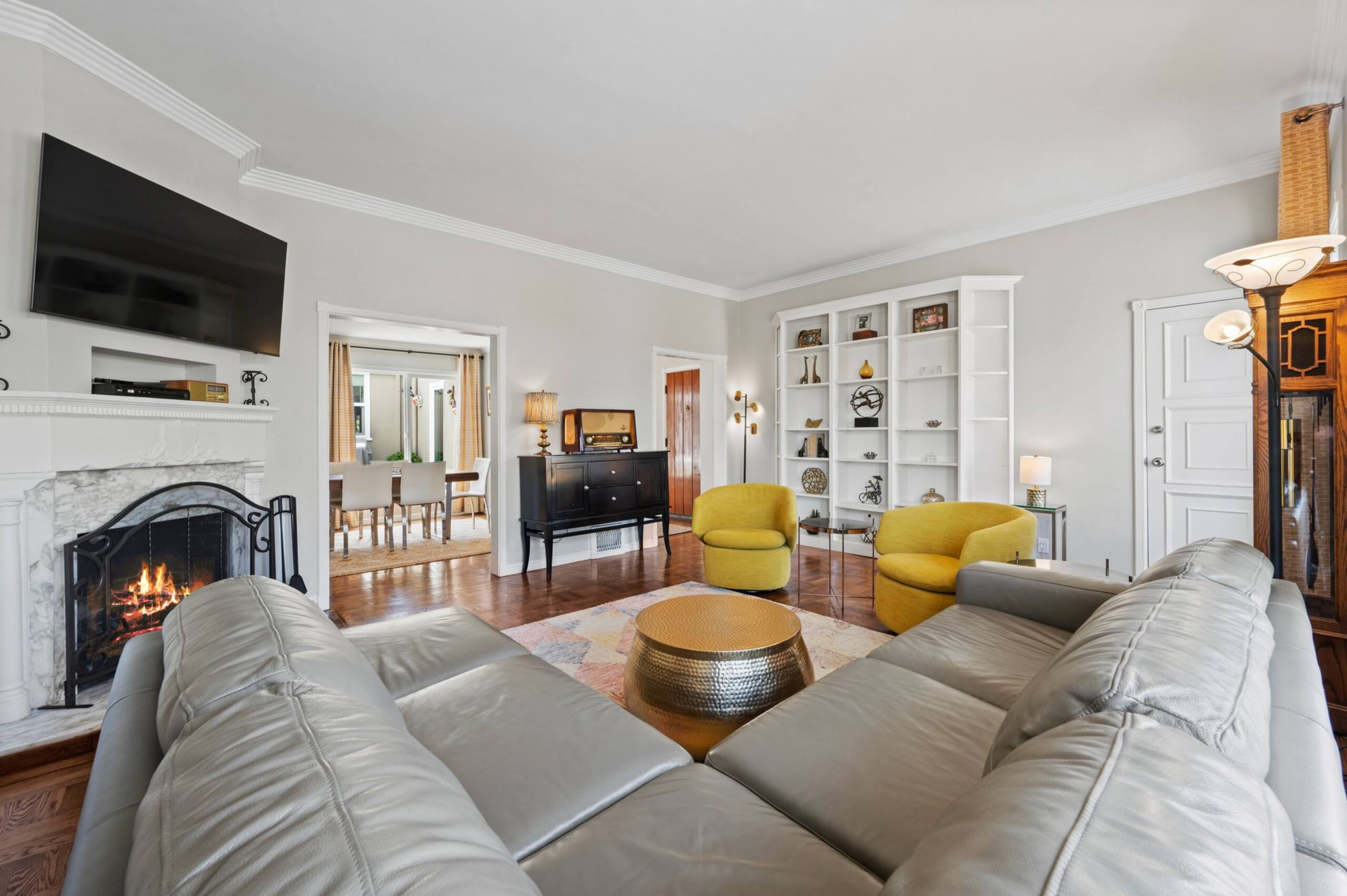 Home in San Francisco · ★4.93 · 3 bedrooms · 3 beds · 2 baths - Image 3