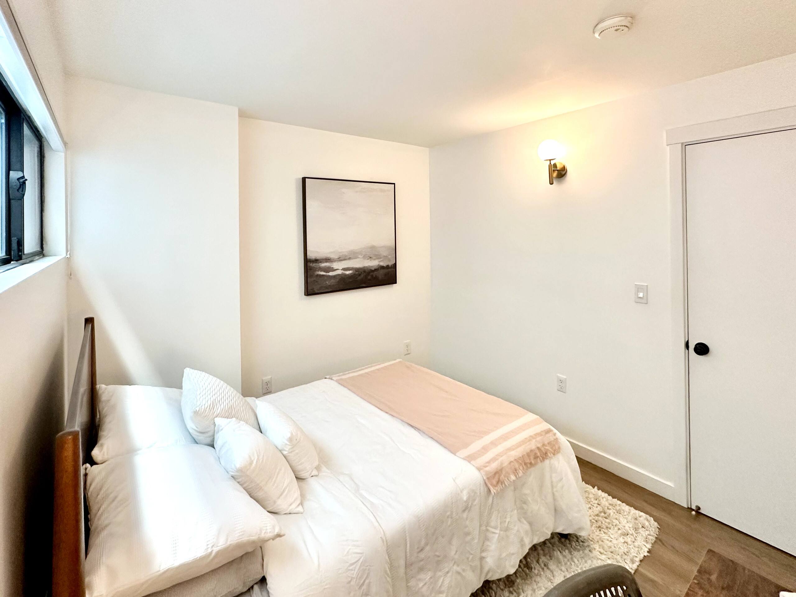 Condo in San Francisco · ★4.8 · 2 bedrooms · 2 beds · 1 bath - Image 26