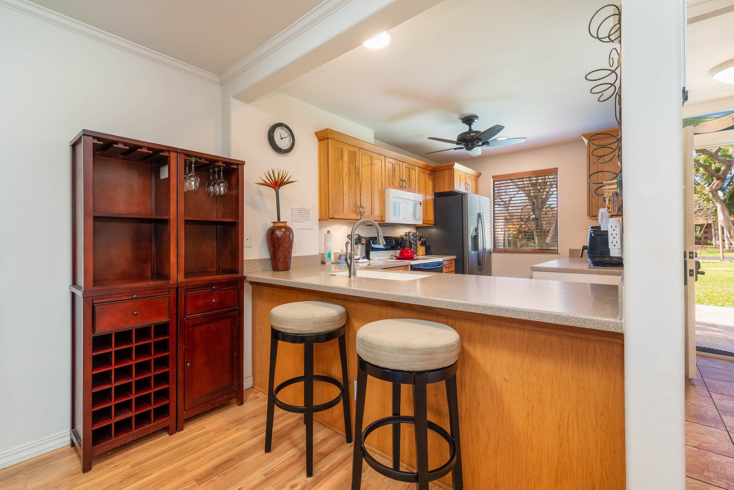 Townhouse in Lahaina · ★4.69 · 3 bedrooms · 4 beds · 3 baths - Image 13