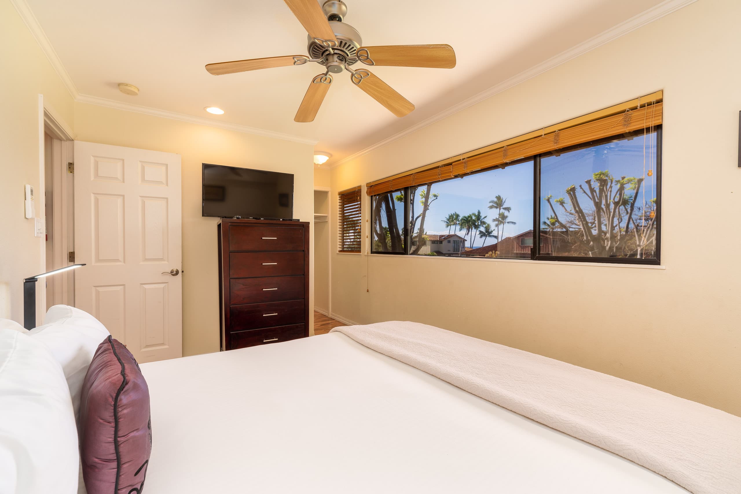 Townhouse in Lahaina · ★4.69 · 3 bedrooms · 4 beds · 3 baths - Image 47