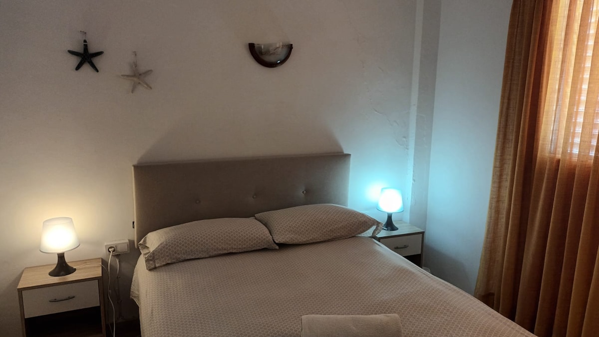 Slaapkamer met 2 pers bed