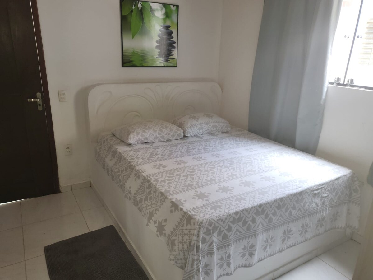 Apartman 01, na podu.