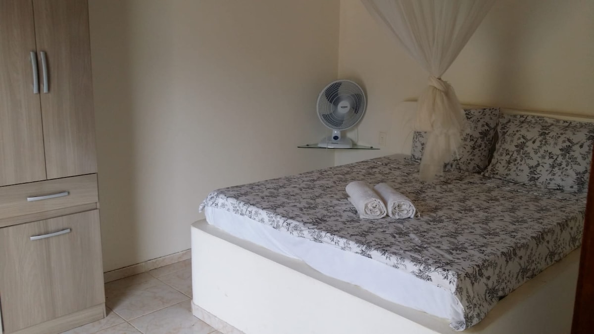 Broj apartmana 02,  na prvom katu.