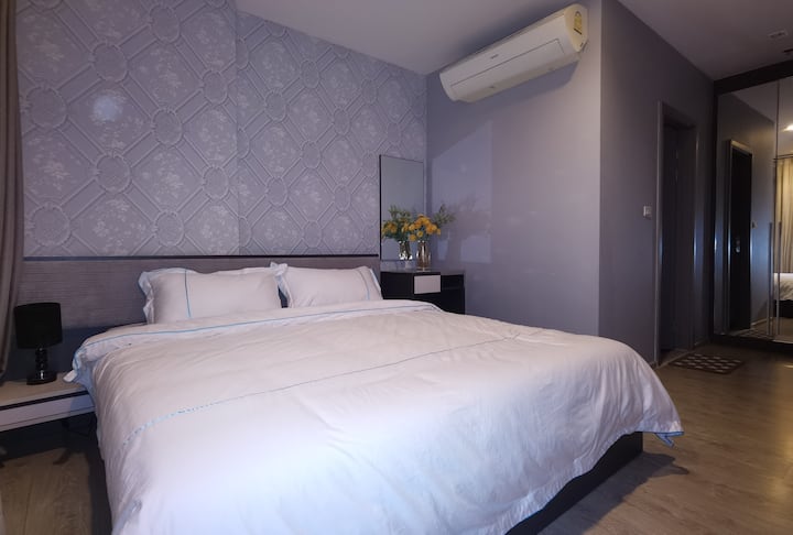 Glavna spavaća soba 1,8 m * 2 m krevet