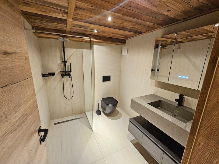 Apartment Just By The Ski Slope In Kranjska Gora - Kranjska Gora