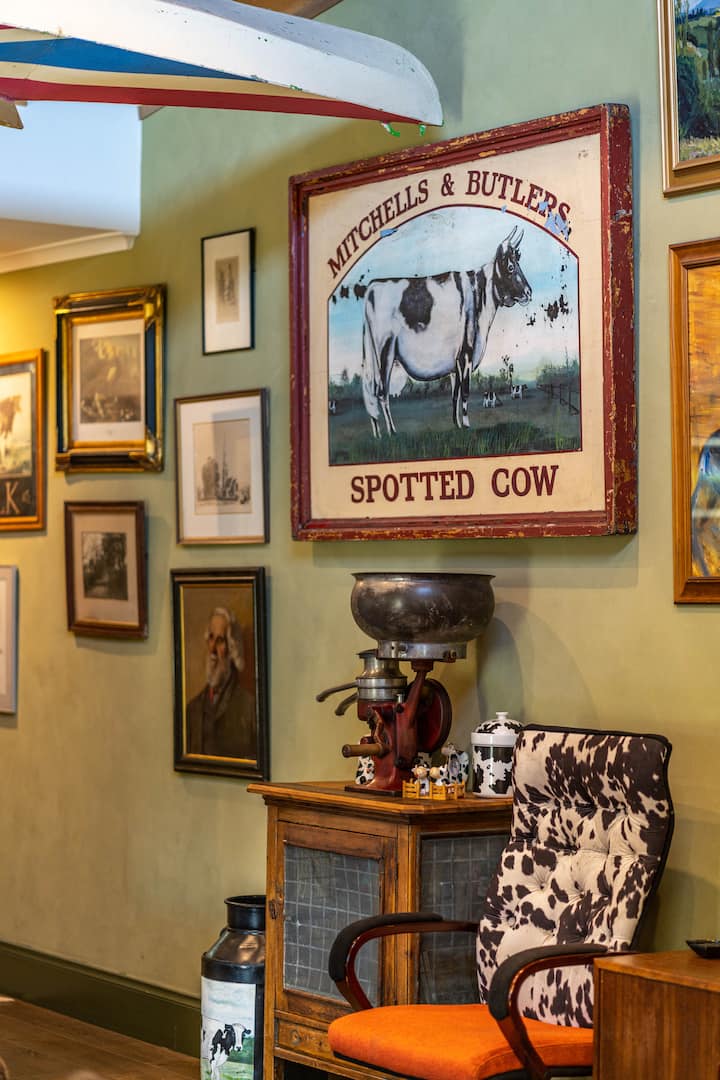 The Spotted Cow, City Fringe, Pet Friendly - Adelaide
