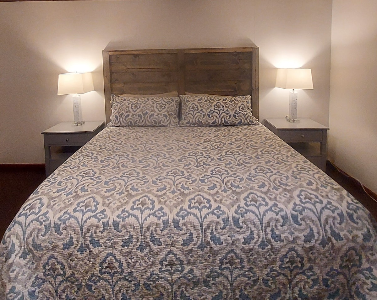 Kitanda aina ya King