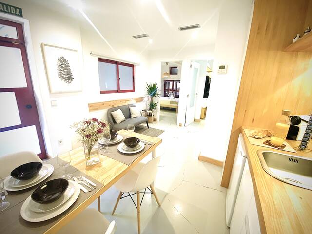 Cozy apartment in La Latina next to Plaza Mayor gallery image 5