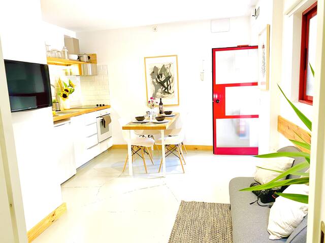 Cozy apartment in La Latina next to Plaza Mayor gallery image 2