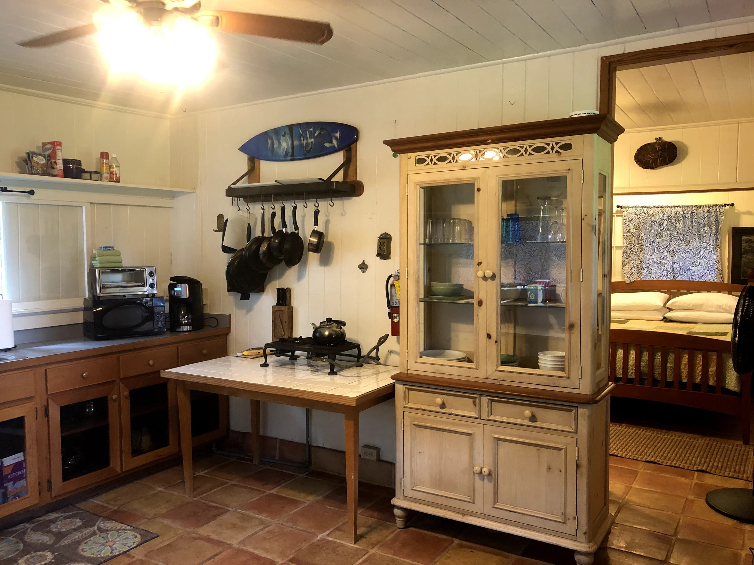 Hanalei Garden Surf Cottage - Image 1