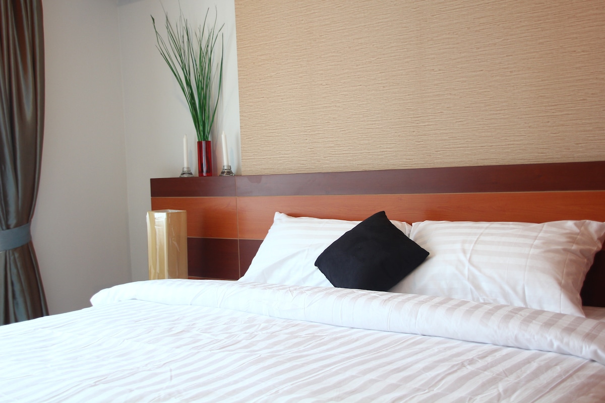 第3间卧室位于2楼