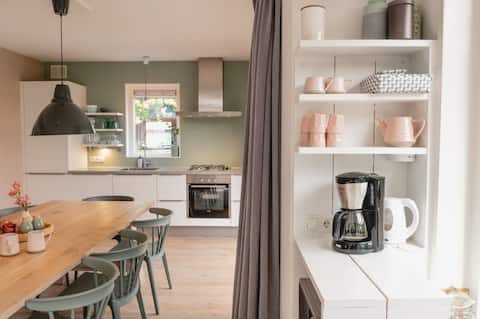 Vacation home Regge; unique & child-friendly park