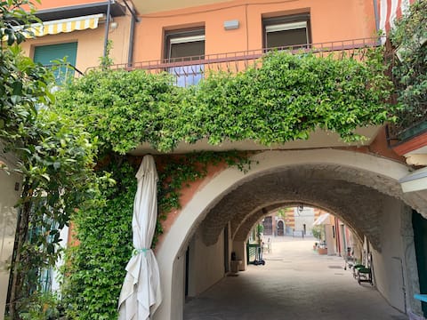 Annuncio Airbnb popolare: CASA ITALIA a Brenzone Sul Garda