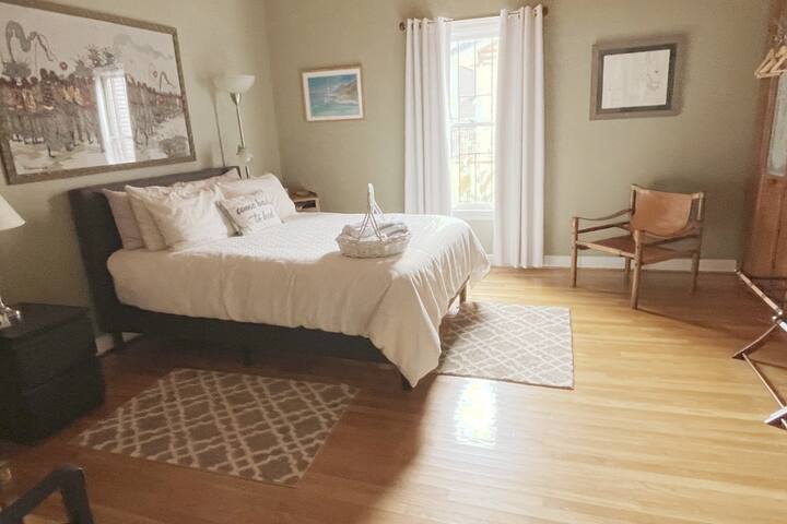 D’town gated home firepit/pk6cars, Pets/PickleBall gallery image 3