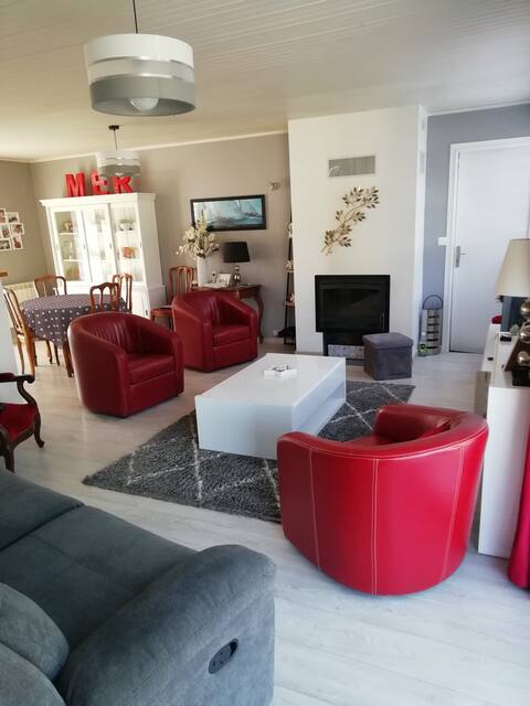 Annonce Airbnb populaire: Barneville-Carteret: Seaside house à Barneville Carteret