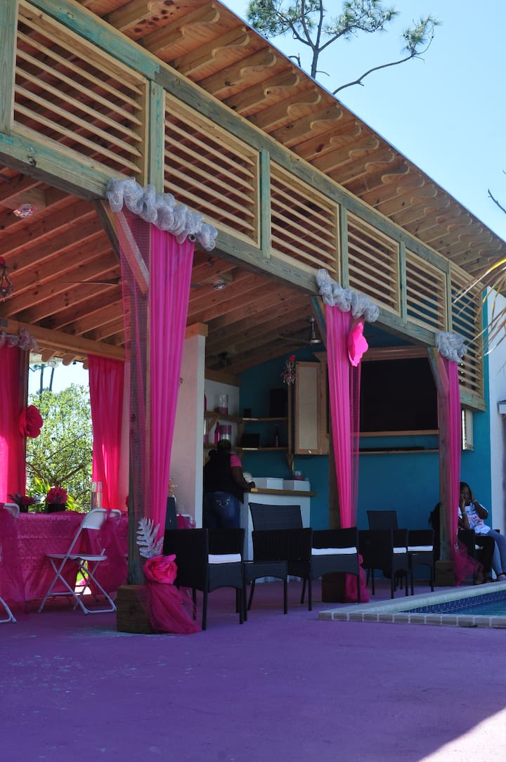 Paradise Pavillion for your outside events in Freeport, West Grand