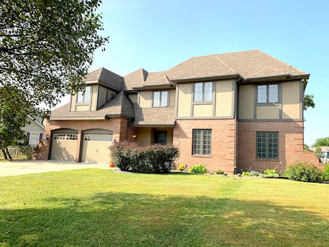 ★Lake Sherwood ★ Large Families~ 5 Star Home ★