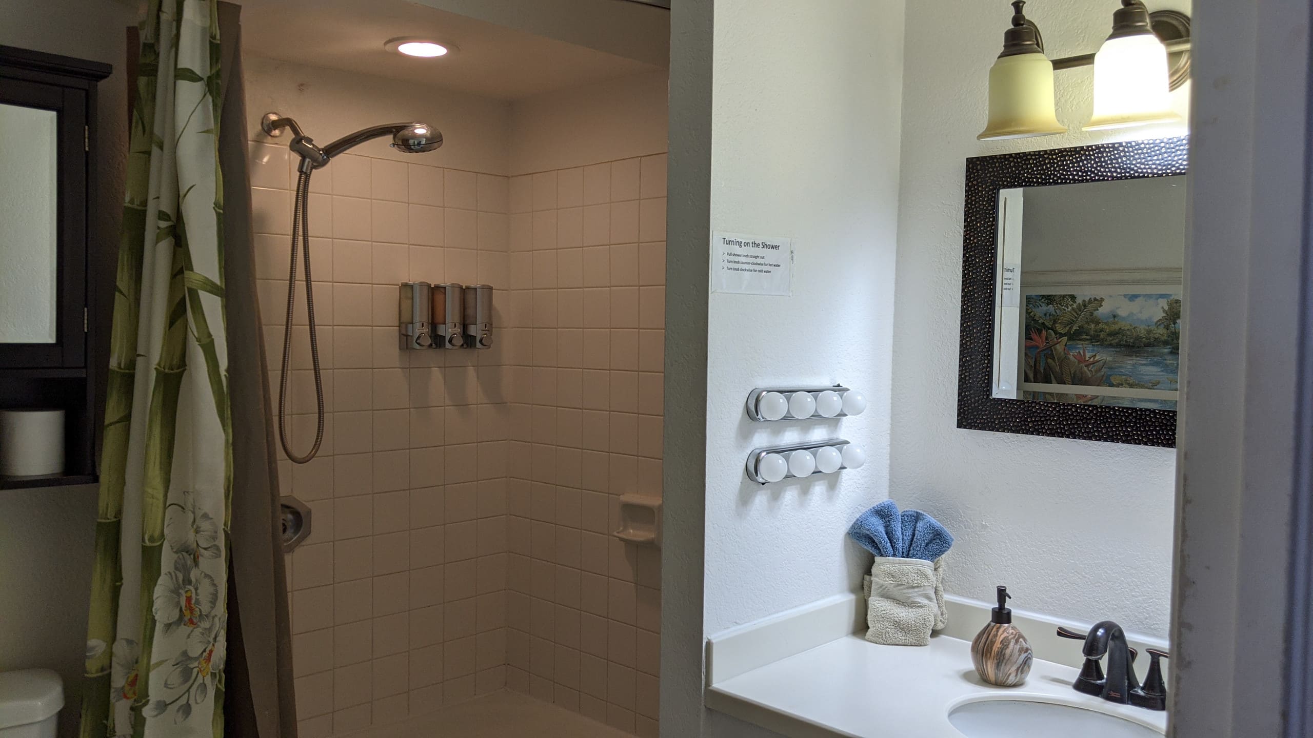 Condo in Honolulu · ★4.76 · 2 bedrooms · 3 beds · 2 private baths - Image 8
