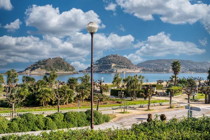 Villa completa en primera linea de playa gallery image 5