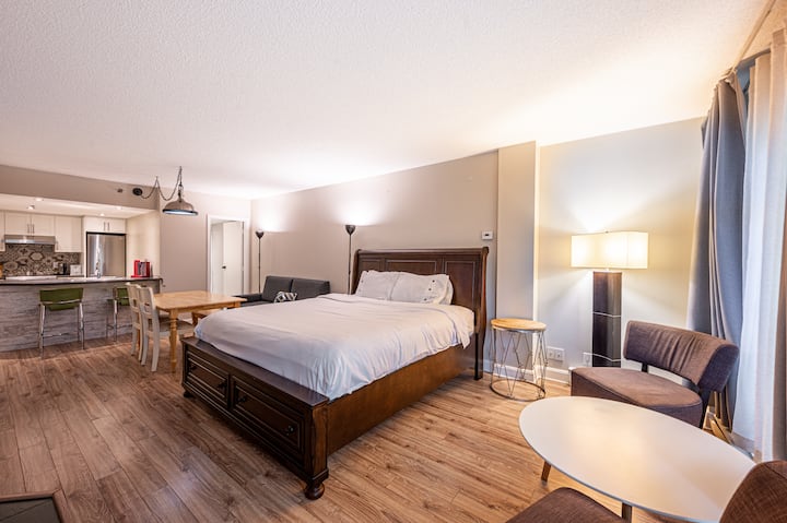 Studio 1 Lit King à St-sauveur - Saint-Sauveur