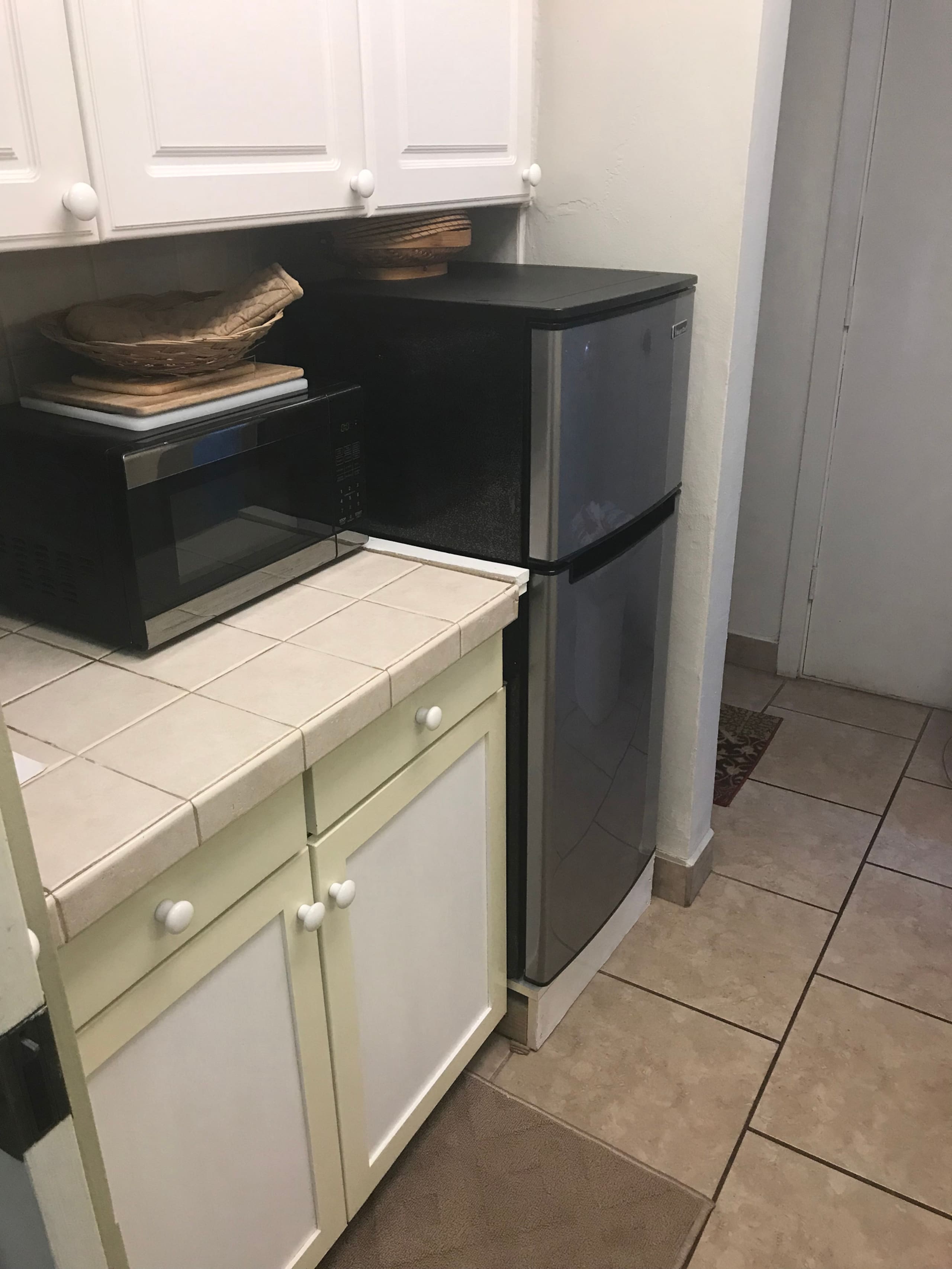 Condo in Kailua-Kona · ★4.65 · Studio · 1 bed · 1 bath - Image 7