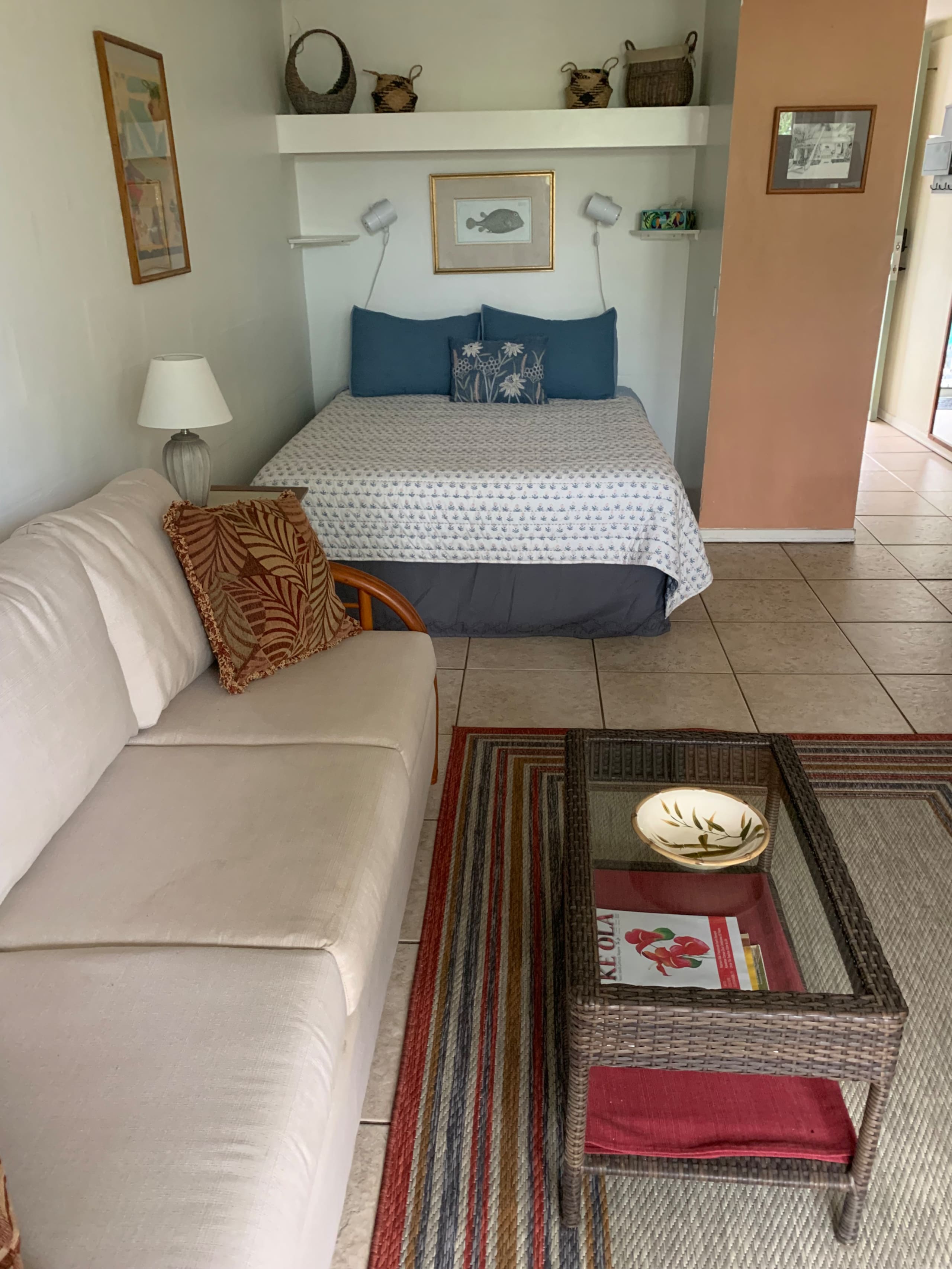 Ideal spot! Studio in Historic Kailua-Kona Village - Image 6