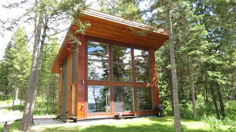 Popular Airbnb listing: Beautiful Waterfront Cottage in Northern BC in Fraser Fort George