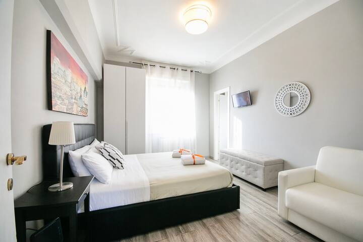 SAN PETER RAFFY’S HOUSE WITH ROOF TERRACE gallery image 2