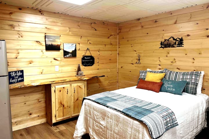 Futura cocina pequeña. Tendré un microondas y una cafetera para tu comodidad...se completará el 10 de diciembre de 2023.