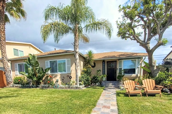 Live the MB Beach Vibe ~ Spacious 4 BR Beach House