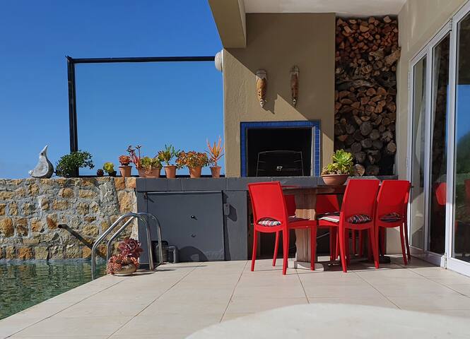 Spectacular, secure setting Cairnside/Simonstown gallery image 4