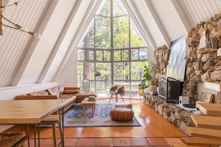 Modern A-Frame - Lake rights - 5 Min From Village