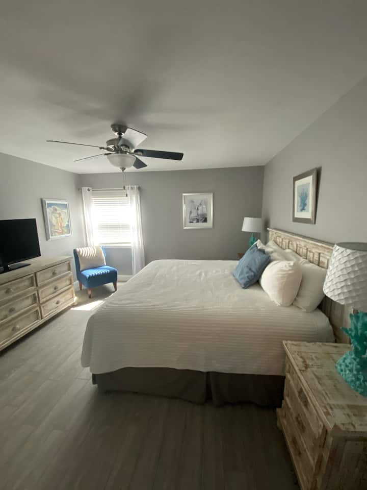 غرفة النوم الرئيسية