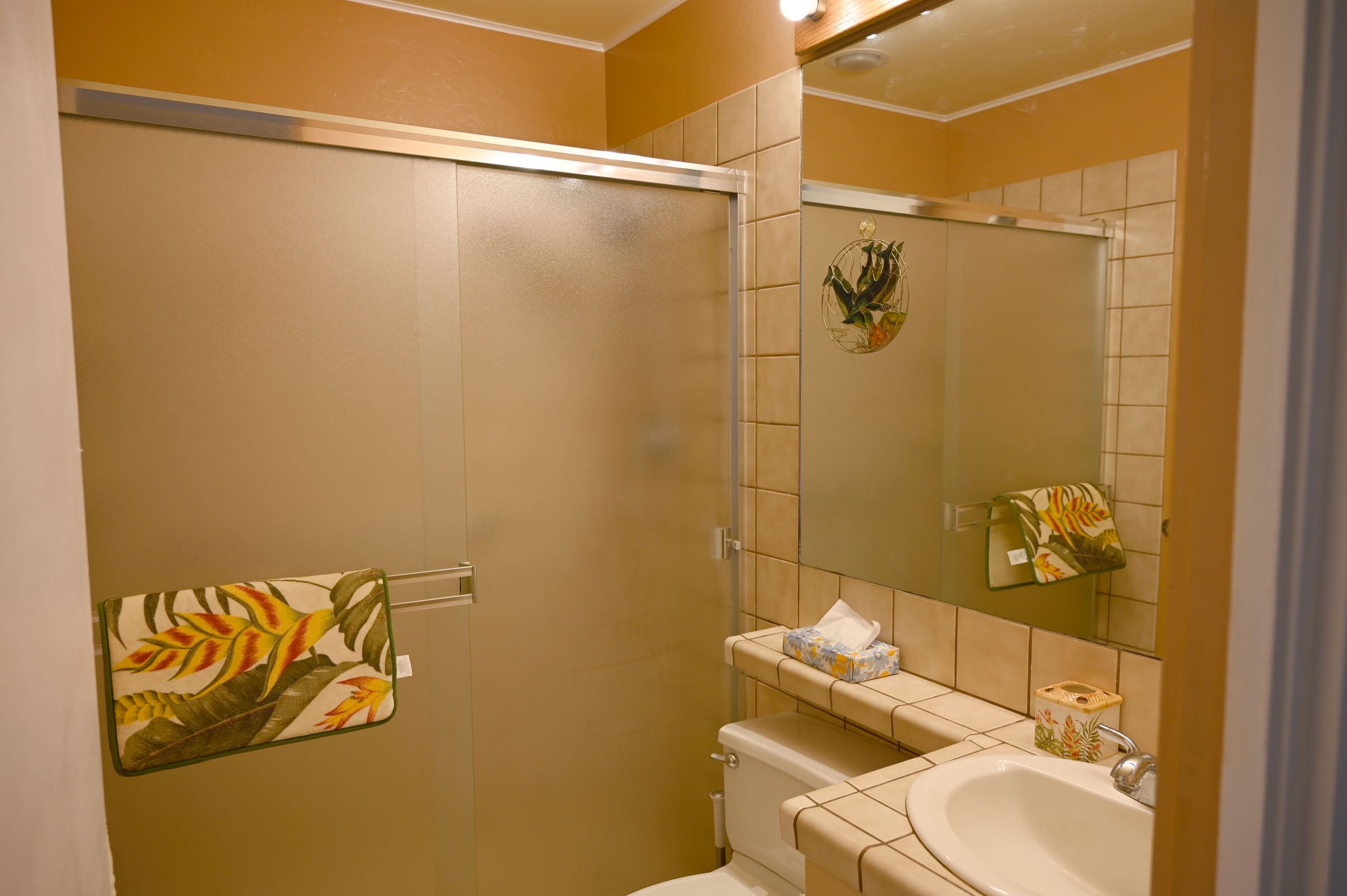 Condo in Lahaina · ★4.93 · 1 bedroom · 2 beds · 1 bath - Image 6