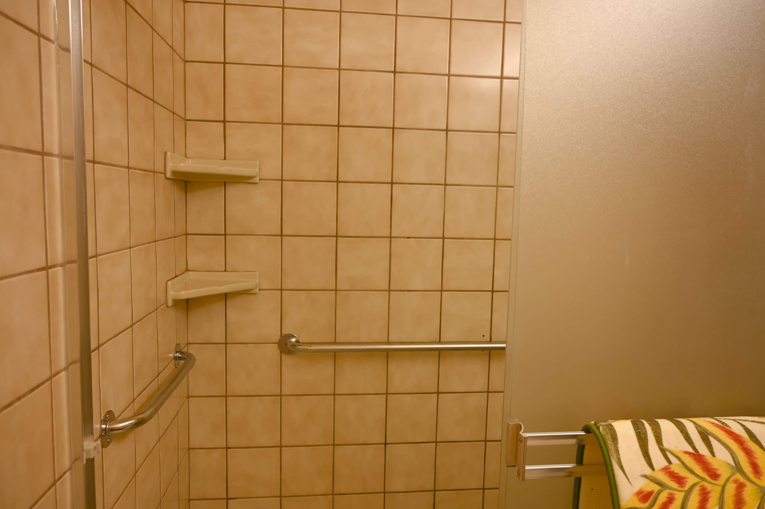 Condo in Lahaina · ★4.93 · 1 bedroom · 2 beds · 1 bath - Image 7