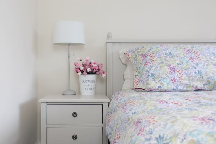 Bedroom 1 - "Loch Long Room"