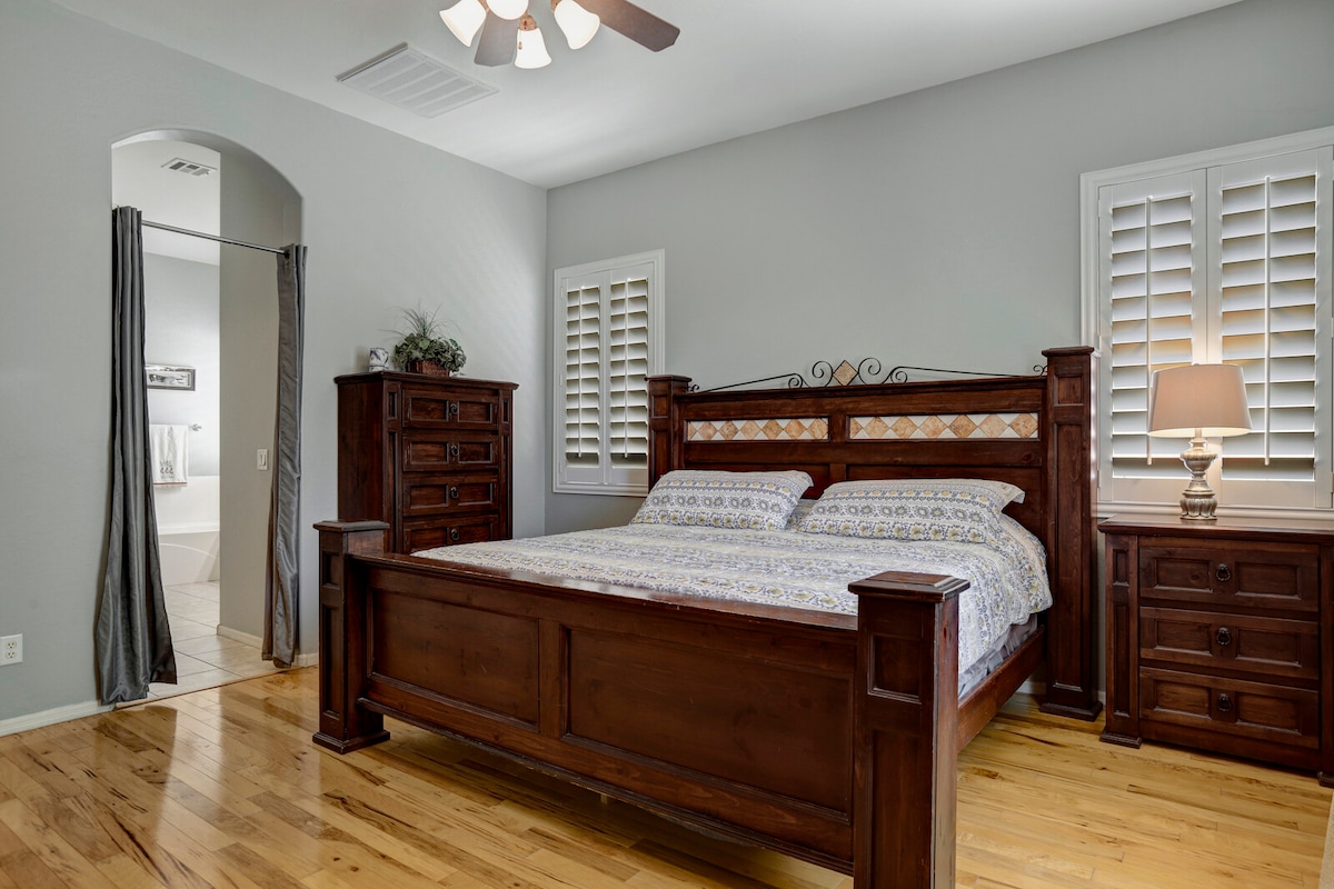 ห้องนอนใหญ่