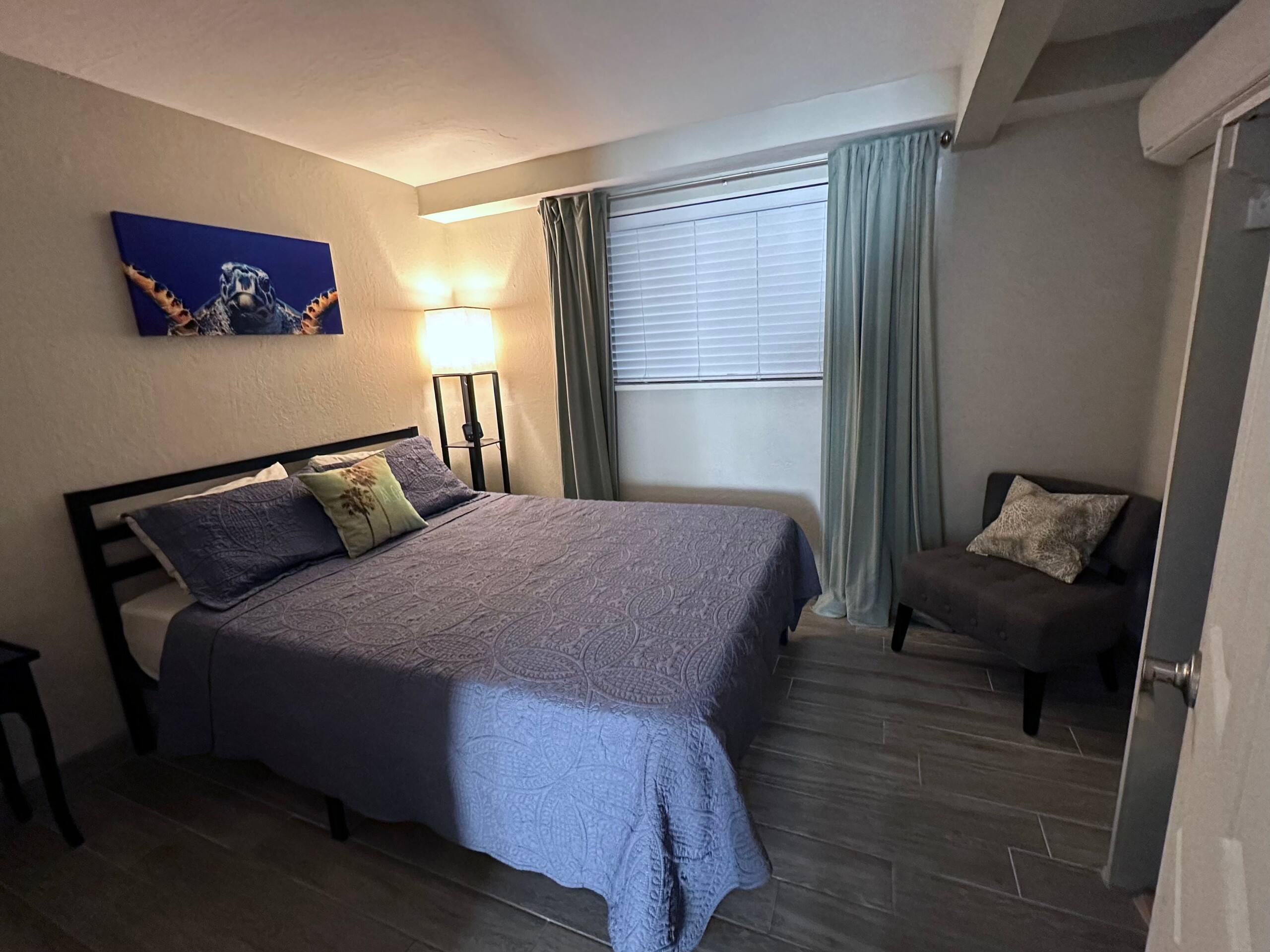 2 bd/2 bath Modern Ali’i Dr Condo right in town! - Image 12
