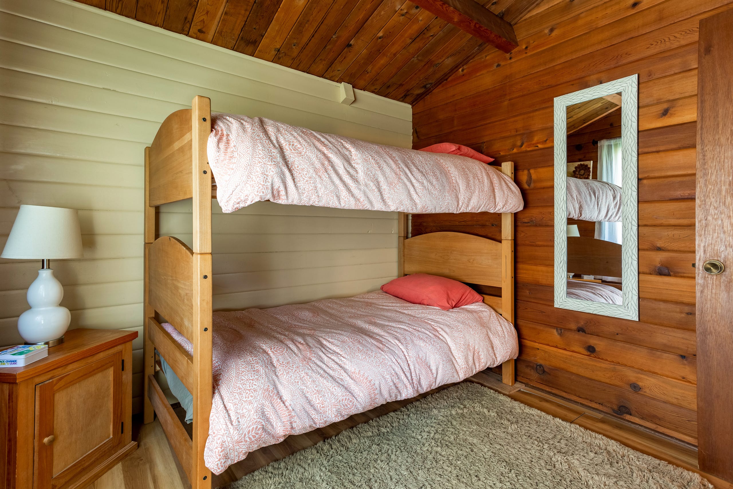 Cabin in Volcano · ★4.93 · 2 bedrooms · 3 beds · 1 bath - Image 17