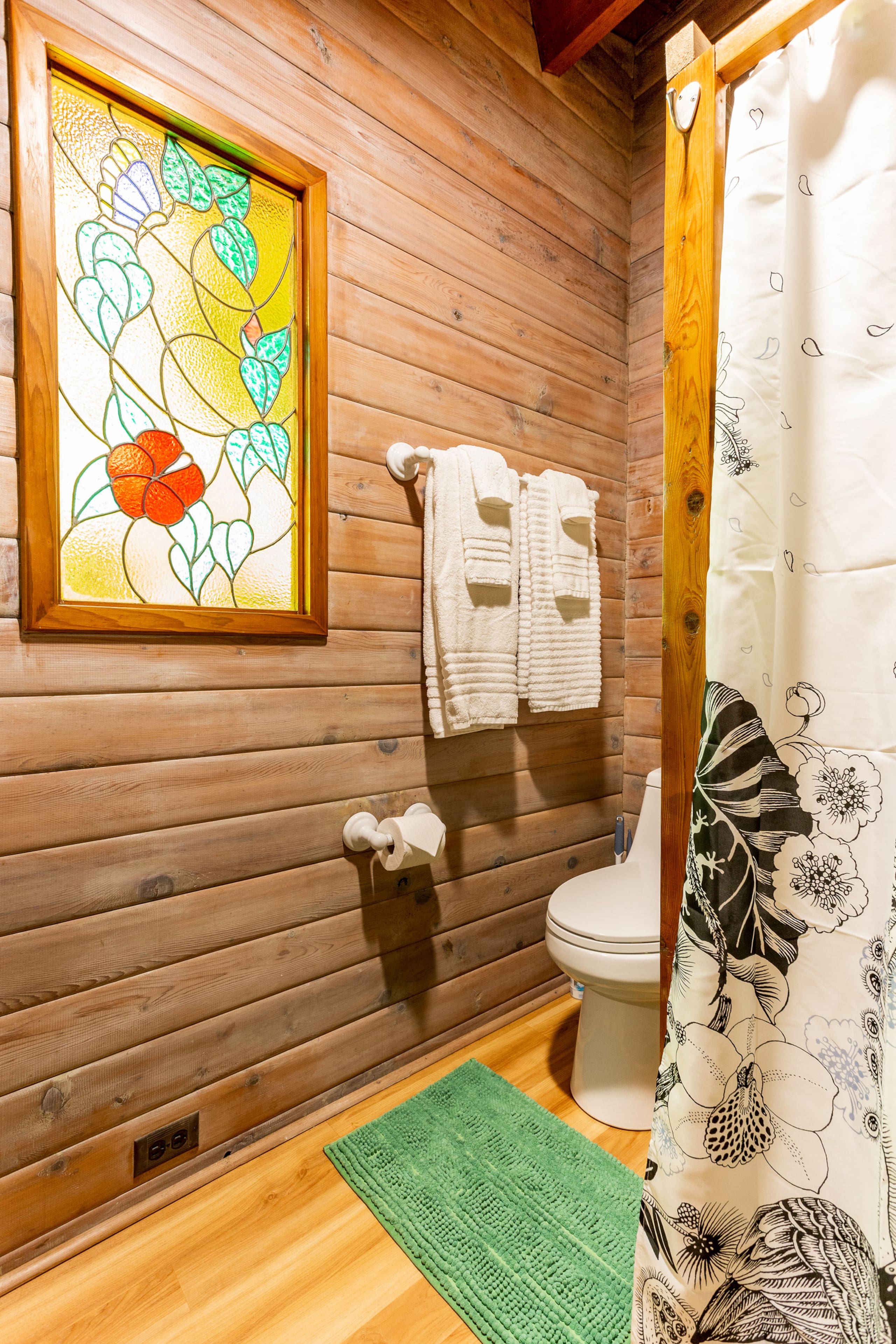 Cabin in Volcano · ★4.93 · 2 bedrooms · 3 beds · 1 bath - Image 21