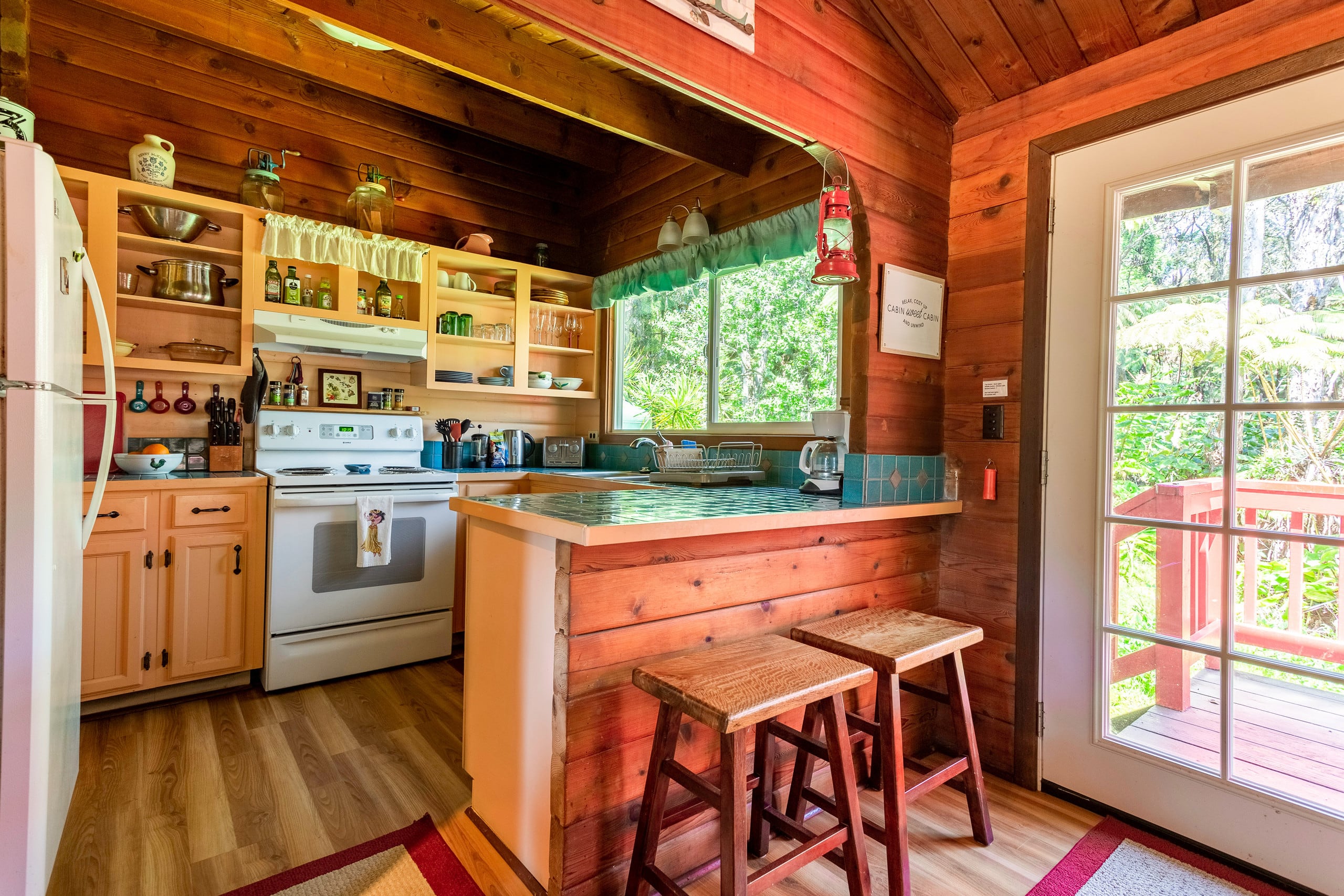 Cabin in Volcano · ★4.93 · 2 bedrooms · 3 beds · 1 bath - Image 9