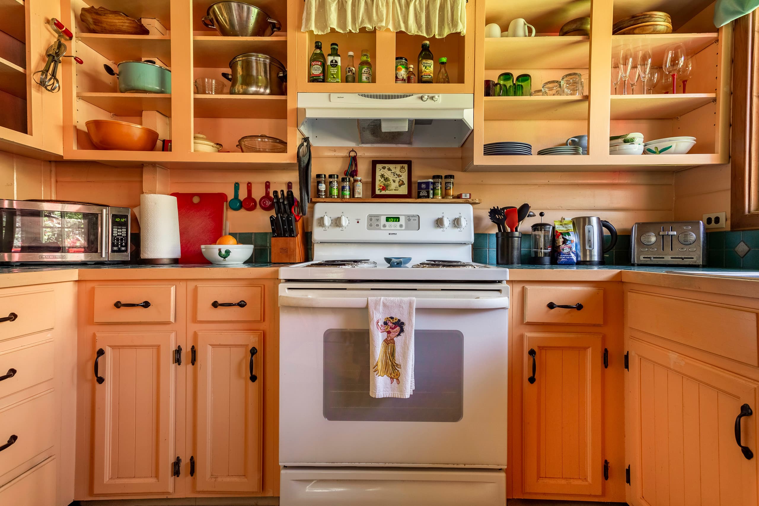 Cabin in Volcano · ★4.93 · 2 bedrooms · 3 beds · 1 bath - Image 8