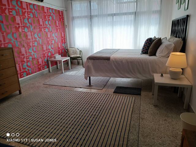 Big Groups Heaven in Central Location gallery image 5