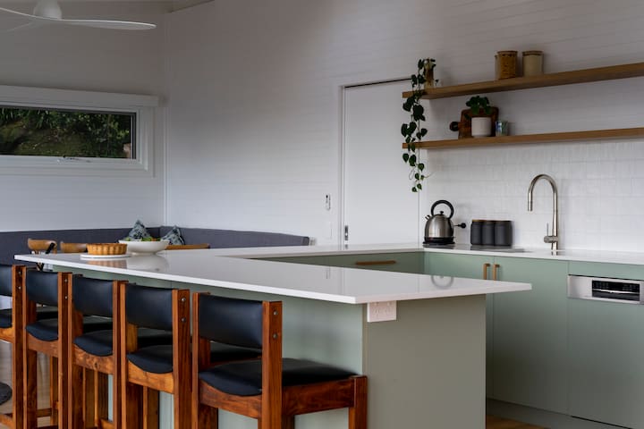 Number 10 gallery image 2