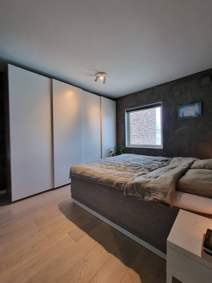 غرفة النوم 1