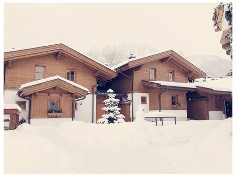 Alpine chalet for 6 persons: free TauernSPA Access