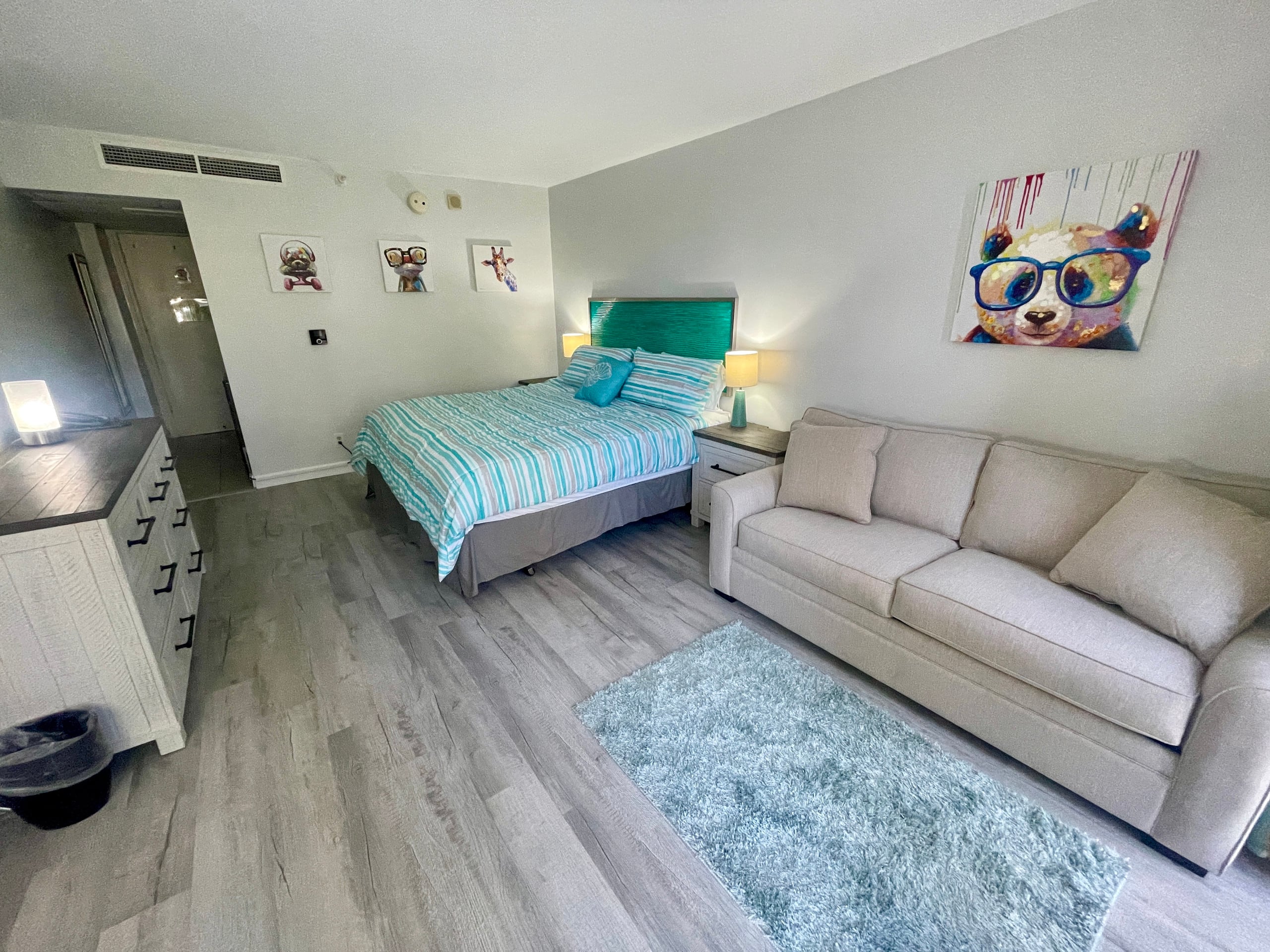 Aqua Palms incl Free WiFi & Parking - Resort Zoned - Image 2