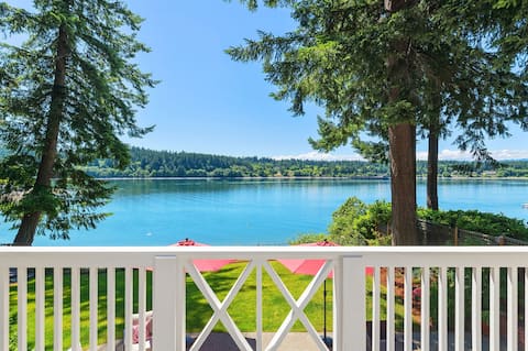 Truly Charming & Unique Waterfront Getaway