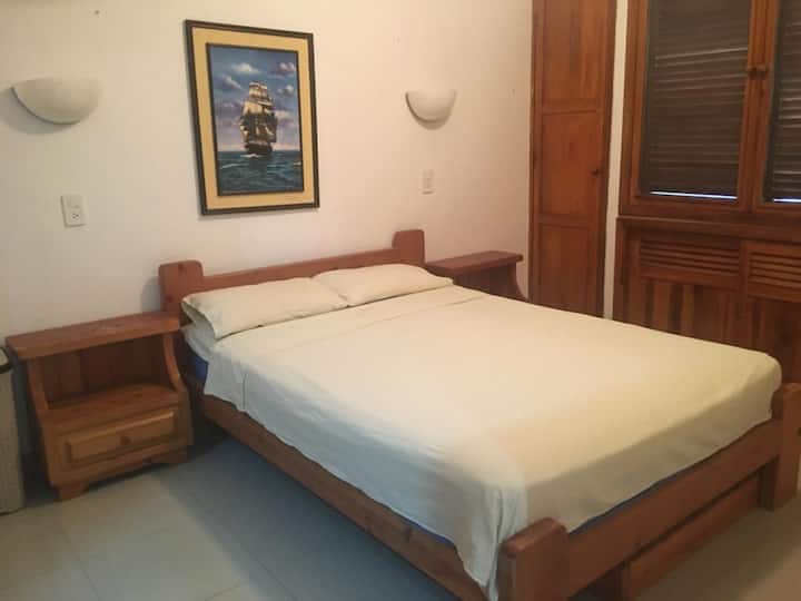 غرفة النوم 1